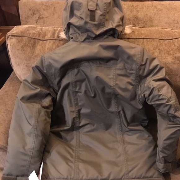 Eddie Bauer- Bayleaf puffer jacket with faux fur removable hood combo-Kids M NWT - Picture 6 of 8